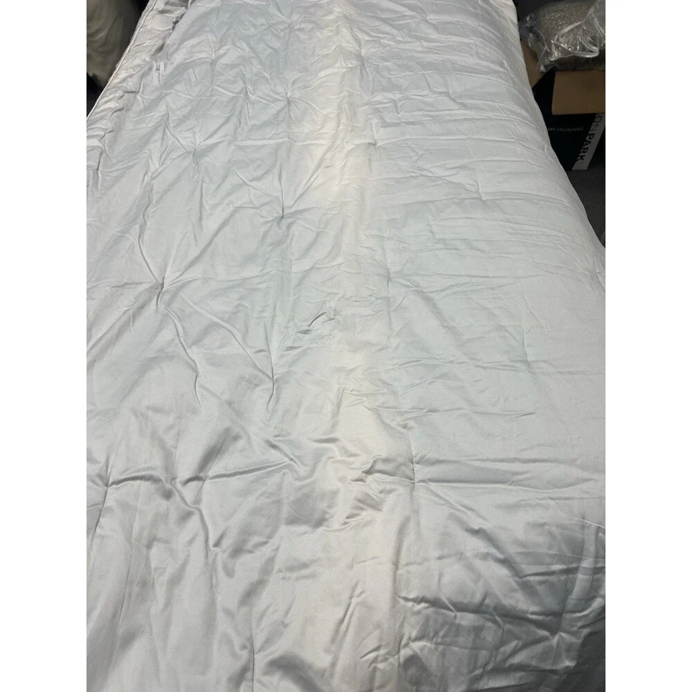 Hotel Collection Interlattice King Comforter Stained*